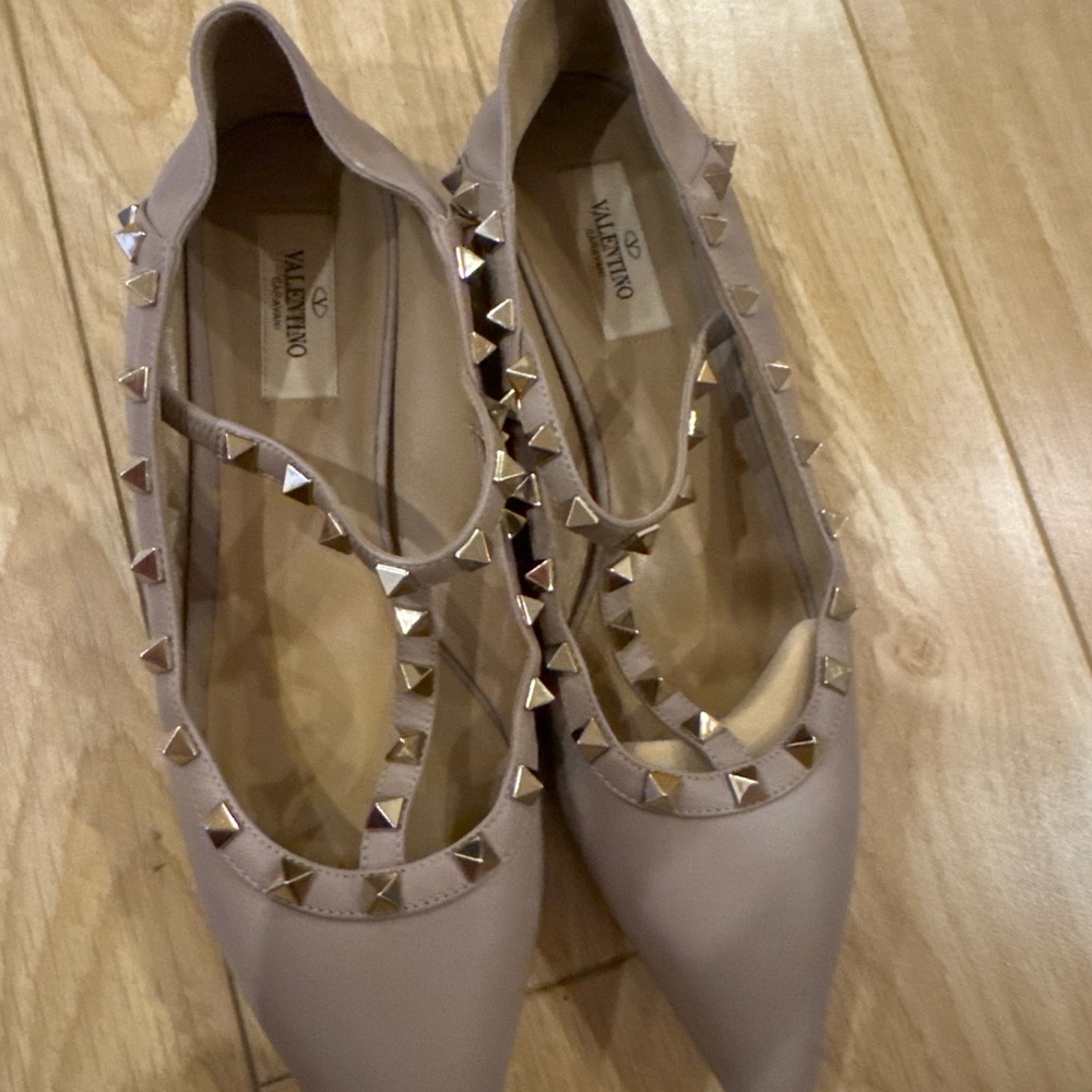 Valentino rockstub flats